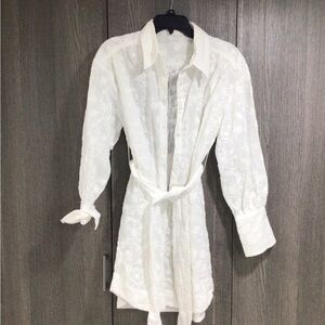 Elegant White Long Sleeve Dress